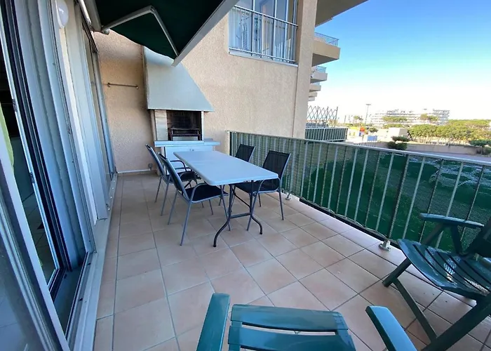 T3 Avec Terrasse, Barbecue Et Parking - 300m Des Commerces, Devant - Fr-1-81-498 Daire Le Barcarès